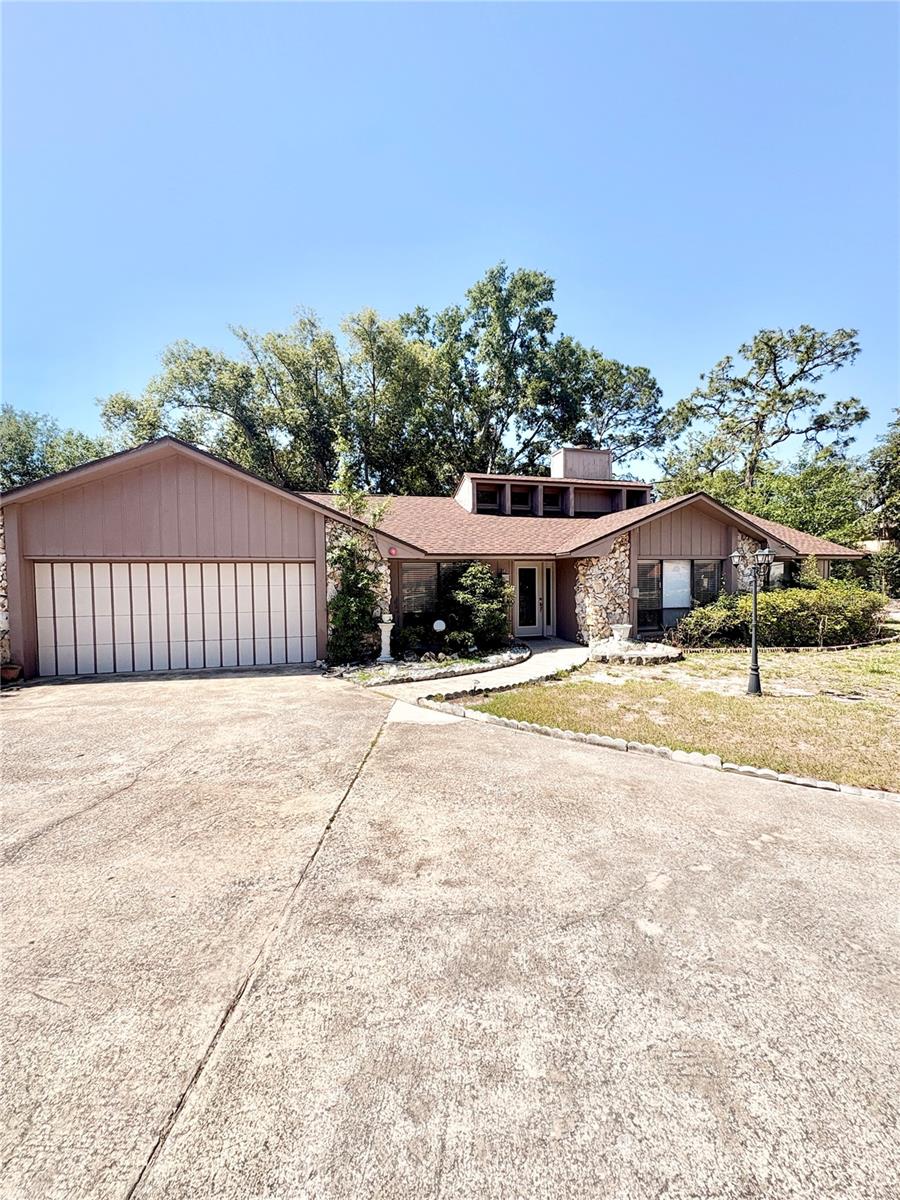 4504 CRIMSON — photo 2