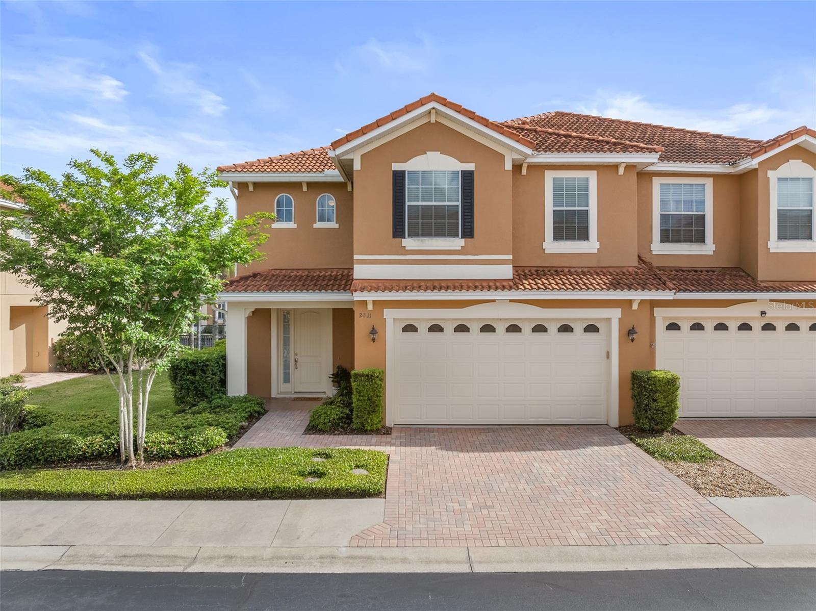 2011 MICHAEL TIAGO, MAITLAND FL 32751 — MLS #MFRO6397660 | 3 Bed 3 Bath Home