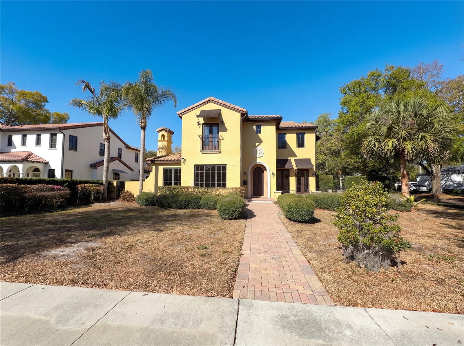 1177 KENWOOD, WINTER PARK FL 32789 — MLS #MFRO6390592 | 5 Bed 5 Bath Home