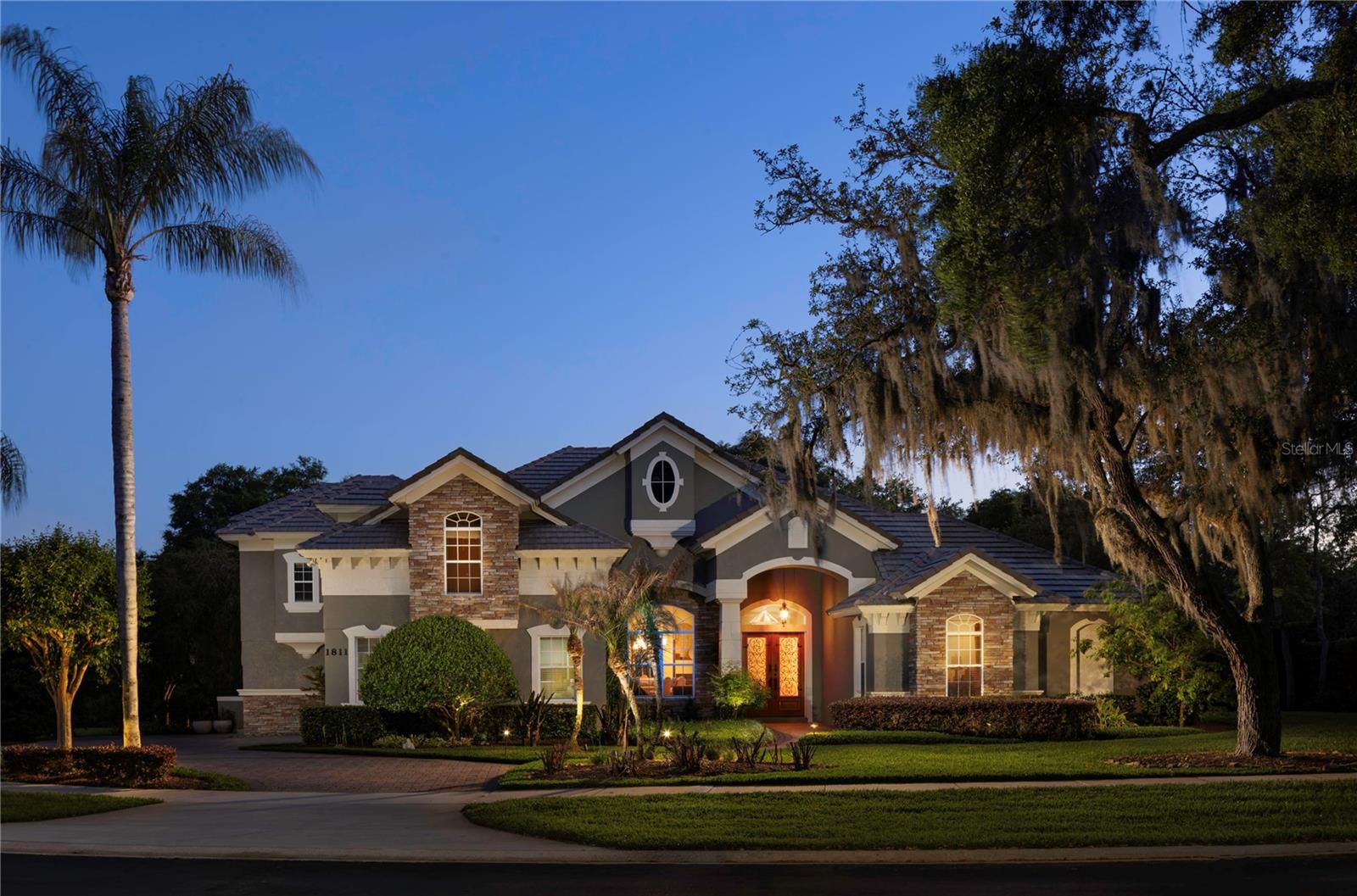 1811 BRACKENHURST, LAKE MARY FL 32746 — MLS #MFRO6397402 | 5 Bed 4 Bath Home