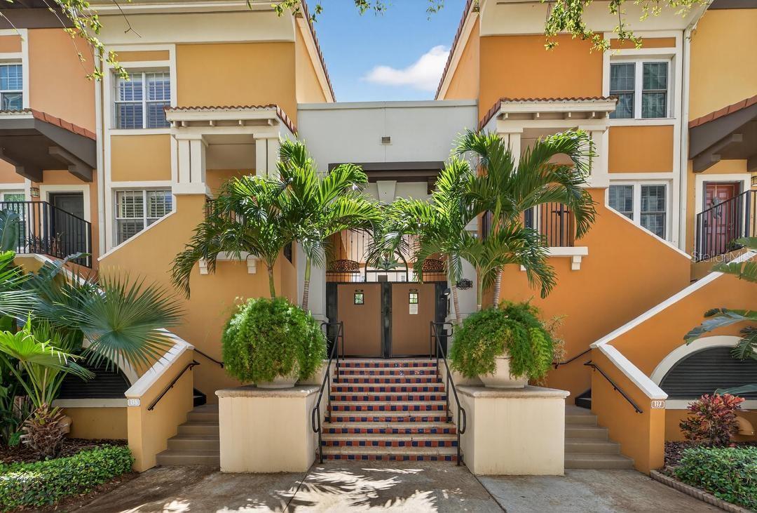 200 4TH AVE S #200 — photo 2