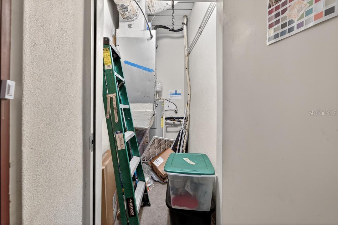 200 4TH AVE S #200 — photo 40